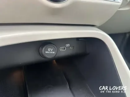 Photo 23 Volvo Xc40  B3 163 ch DCT7