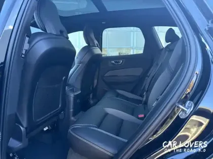 Photo 13 Volvo Xc60  T6 AWD Hybride rechargeable 253 ch+145 ch Geartronic 8