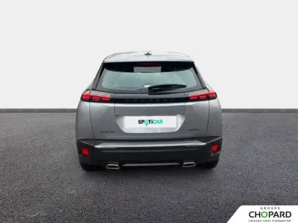 Photo 38 Peugeot 2008  Hybrid 136 e-DCS6