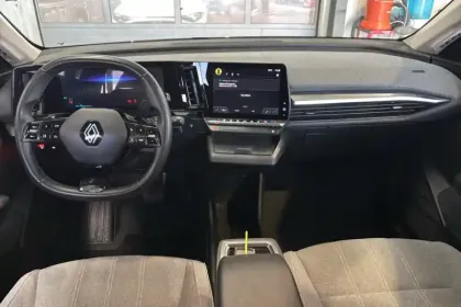 Photo 20 Renault Megane  E-Tech EV60 220 ch optimum charge