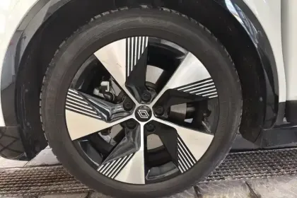 Photo 14 Renault Megane  E-Tech EV60 220 ch optimum charge