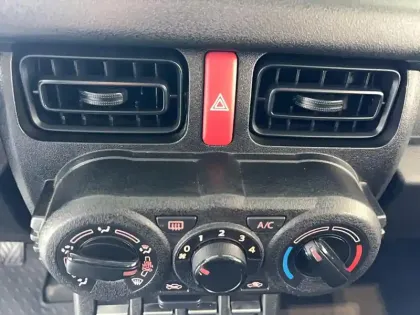 Photo 15 Suzuki Jimny  1.5 VVT 2 PLACES