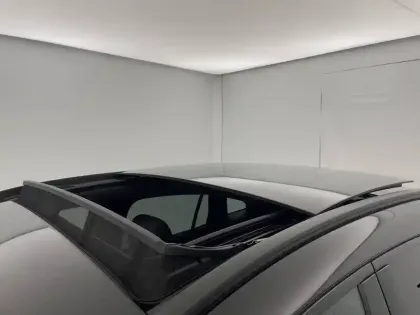 Photo 99 Mercedes GLA  250 e Hybrid EQ 8G-DCT