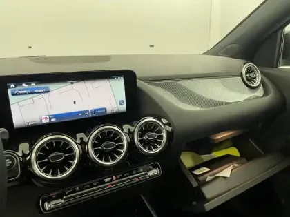 Photo 59 Mercedes GLA  250 e Hybrid EQ 8G-DCT