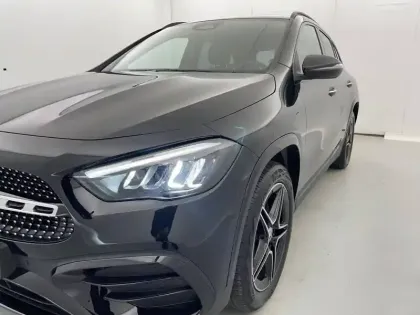 Photo 100 Mercedes GLA  250 e Hybrid EQ 8G-DCT