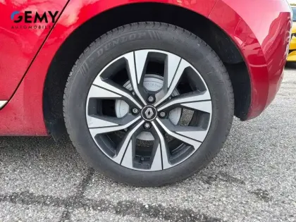 Photo 10 Renault Clio  E-Tech 140