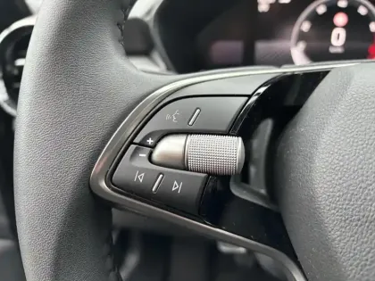 Photo 16 Skoda Fabia  1.0 TSI 95 ch EVO 2 BVM5