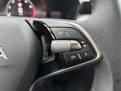 Photo 13 Skoda Fabia  1.0 TSI 95 ch EVO 2 BVM5