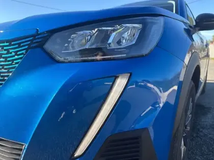 Photo 7 Peugeot 2008  Electrique 136 ch