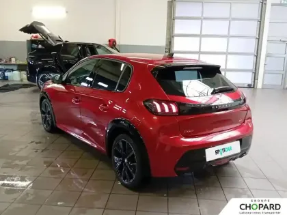 Photo 19 Peugeot 208  PureTech 100 S&S EAT8