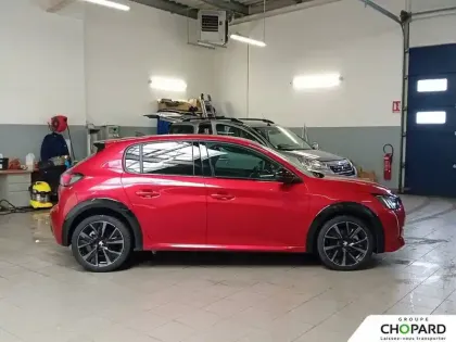 Photo 18 Peugeot 208  PureTech 100 S&S EAT8