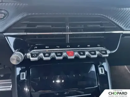 Photo 13 Peugeot 208  Electrique 50 kWh 136ch