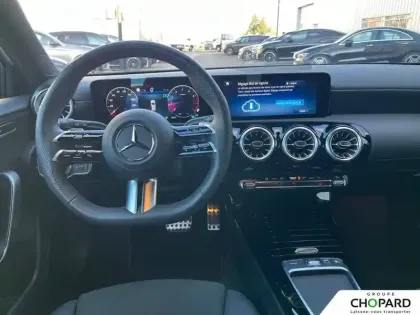 Photo 11 Mercedes Classe A  200 7G-DCT