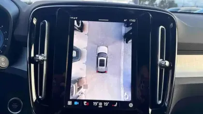 Photo 21 Volvo Xc40  B3 163 ch DCT7