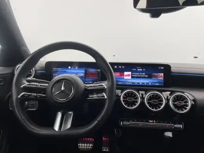 Photo 21 Mercedes CLA  Coupé 250 e Hybrid EQ 8G-DCT