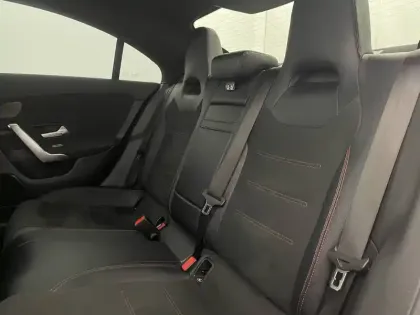 Photo 15 Mercedes CLA  Coupé 250 e Hybrid EQ 8G-DCT