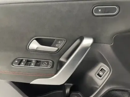 Photo 27 Mercedes CLA  Coupé 250 e Hybrid EQ 8G-DCT