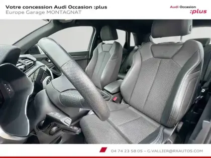Photo 11 Audi Q3  40 TDI 200 ch S tronic 7 Quattro