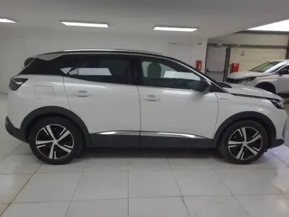 Photo 82 Peugeot 3008  Hybrid4 300 e-EAT8