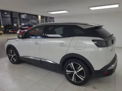 Photo 41 Peugeot 3008  Hybrid4 300 e-EAT8