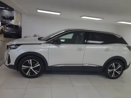 Photo 40 Peugeot 3008  Hybrid4 300 e-EAT8