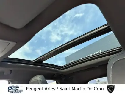 Photo 16 Peugeot 3008  Hybrid 145 e-DCS6