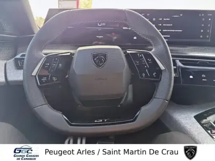 Photo 17 Peugeot 3008  Hybrid 145 e-DCS6