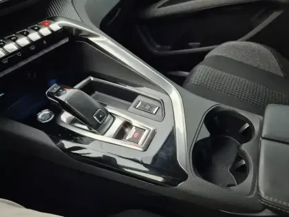 Photo 12 Peugeot 5008  BlueHDi 130ch S&S EAT8