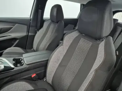 Photo 8 Peugeot 5008  BlueHDi 130ch S&S EAT8