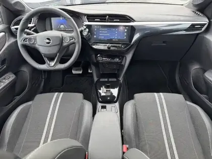 Photo 7 Opel Corsa  Electrique 156 ch Autonomie étendue & Batterie 51 kWh