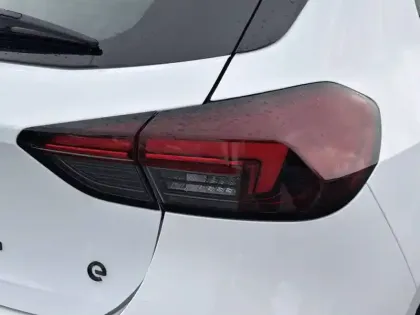 Photo 16 Opel Corsa  Electrique 156 ch Autonomie étendue & Batterie 51 kWh