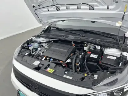 Photo 34 Opel Corsa Gén. VI Ph2 GS 5