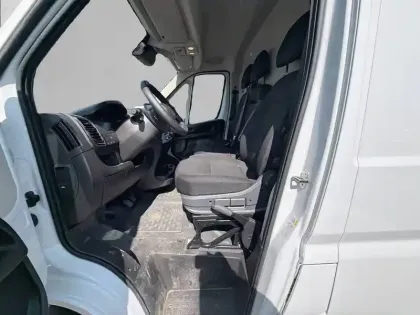 Photo 10 Peugeot Boxer  FGN TOLE 3.5 T D L2H2 140 CH AUT.