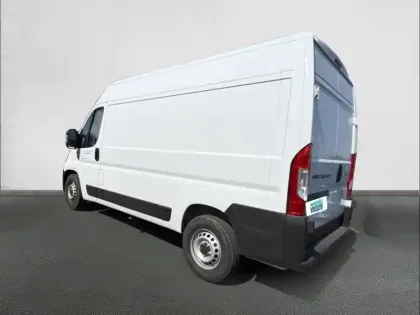 Photo 6 Peugeot Boxer  FGN TOLE 3.5 T D L2H2 140 CH AUT.