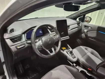 Photo 6 Renault Symbioz  E-Tech full hybrid 160 ch