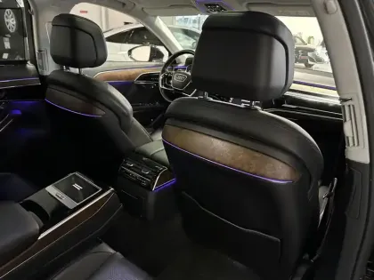 Photo 18 Audi A8  50 TDI 286 Tiptronic 8 Quattro