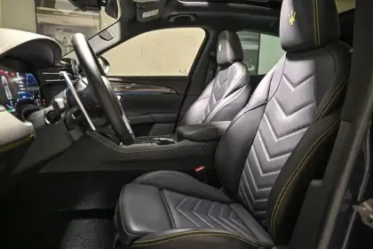 Photo 11 Maserati Grecale  V6 530 ch