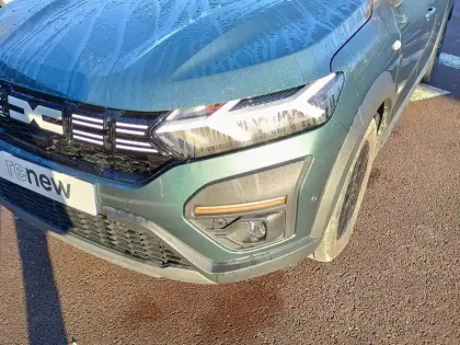 Photo 19 Dacia Jogger  Hybrid 140 7 places GSR2