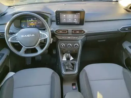 Photo 27 Dacia Jogger  Hybrid 140 7 places GSR2