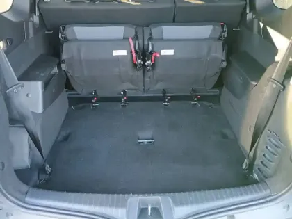 Photo 16 Dacia Jogger  Hybrid 140 7 places GSR2