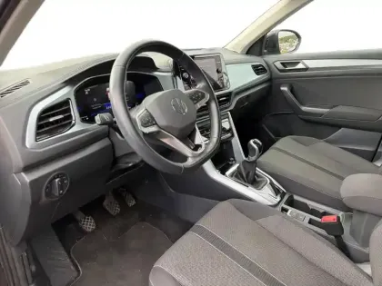 Photo 15 Volkswagen T-roc  1.0 TSI 110 Start/Stop BVM6