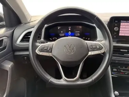 Photo 16 Volkswagen T-roc  1.0 TSI 110 Start/Stop BVM6