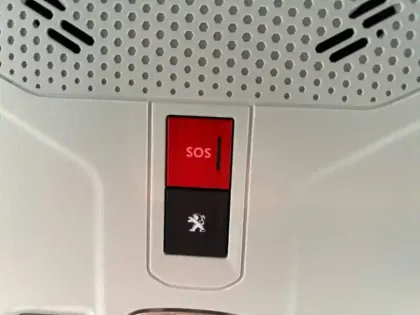 Photo 78 Peugeot 208  PureTech 75 S&S BVM5