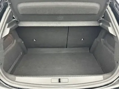 Photo 87 Peugeot 208  PureTech 75 S&S BVM5