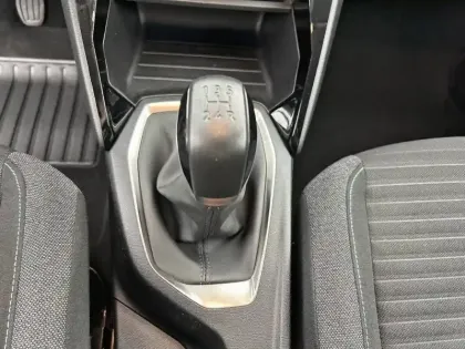 Photo 95 Peugeot 208  PureTech 75 S&S BVM5