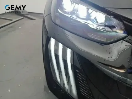 Photo 19 Peugeot 208  Hybrid 100 e-DCS6