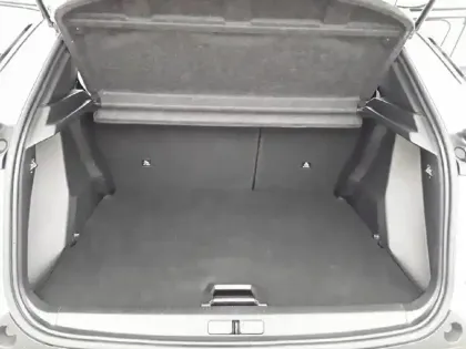 Photo 5 Peugeot 2008  PureTech 130 S&S EAT8