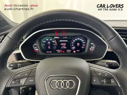 Photo 11 Audi Q3  45 TFSIe 245 ch S tronic 6
