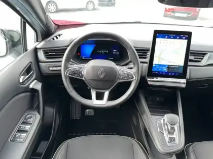 Photo 19 Renault Symbioz  E-Tech full hybrid 145