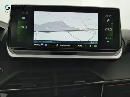 Photo 13 Peugeot 208  PureTech 100 S&S EAT8